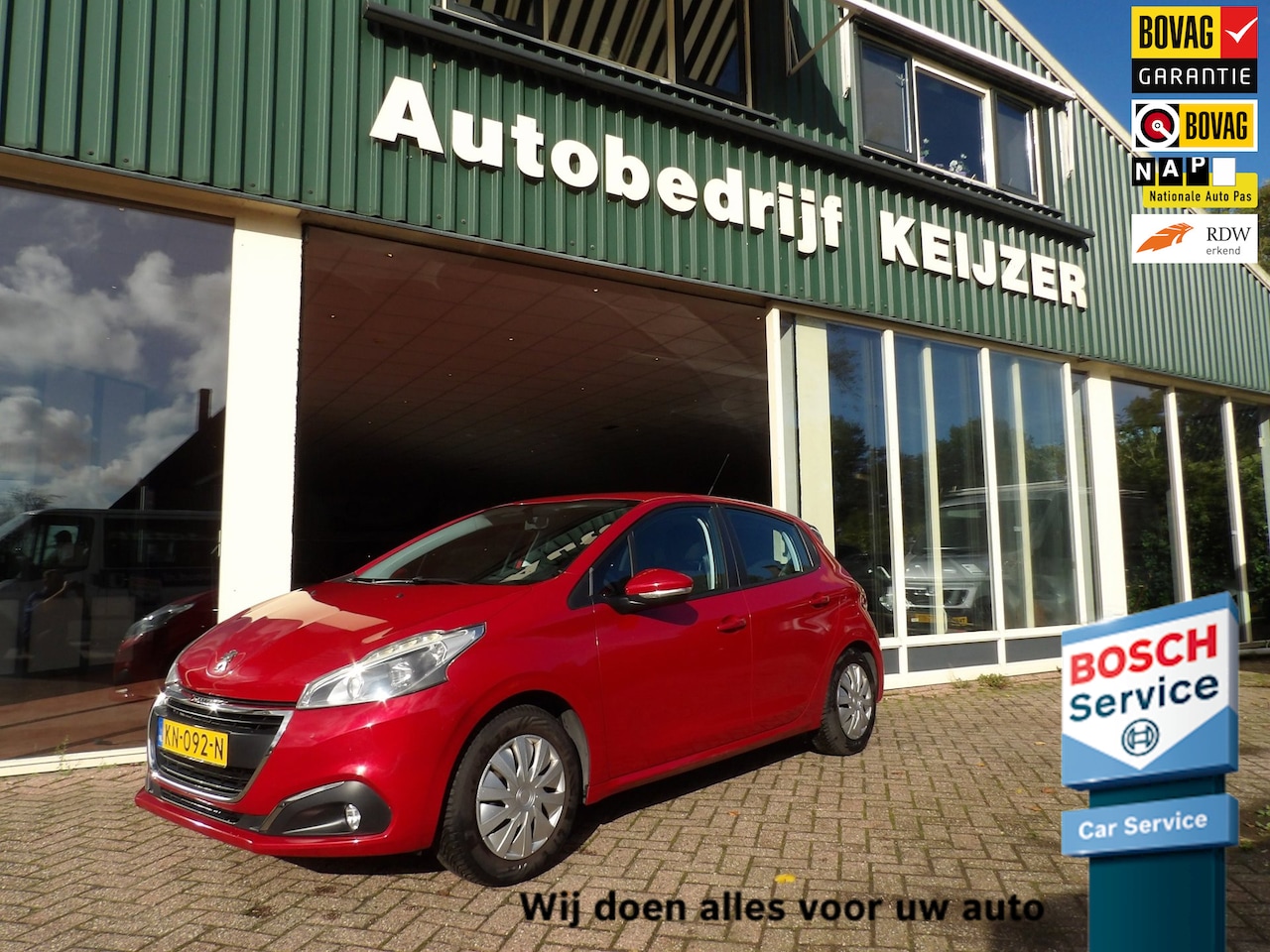 Peugeot 208 - 1.2 PureTech Blue Lion NAVI-CRUISE-TREKHAAK-BOVAG - AutoWereld.nl