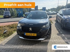 Peugeot e-2008 - EV Allure Pack 50 kWh Stoelverwarming | Camera | Climate | Cruise | 17" Lichtmetaal | Carp