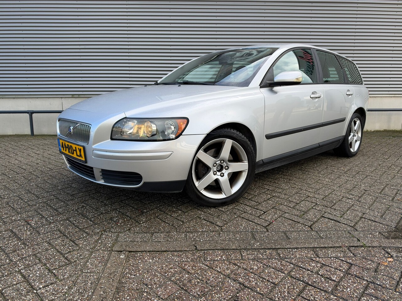 Volvo V50 - 2.4 Momentum 2.4 Momentum - AutoWereld.nl