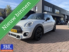 MINI 3-Deurs - 1.5 Cooper Chili JCW Pakket Autom Navi Led Sportst