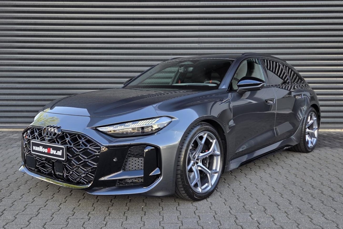 Audi RS5 - Avant e-hybrid quattro Direct leverbaar - Pano - Sportuitlaat - AutoWereld.nl