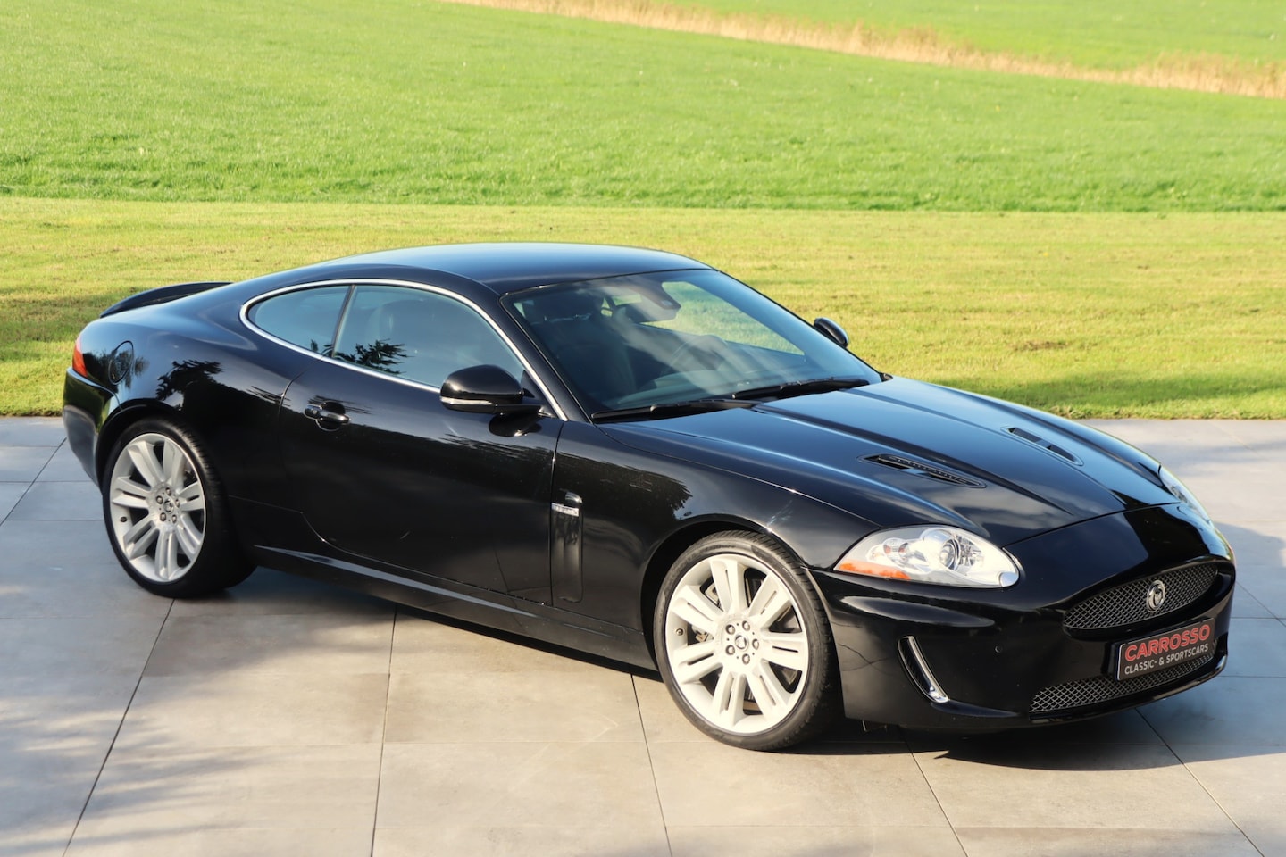 Jaguar XKR - Coupé - Excellent Documented - AutoWereld.nl