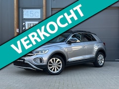 Volkswagen T-Roc - 1.5 TSI Style Facelift Pano, Beats, Camera, Carplay etc