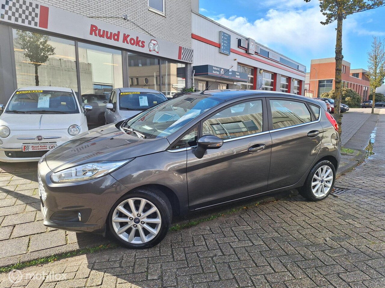 Ford Fiesta - 1.0 EcoBoost Titanium 1.0 ECOBOOST TITANIUM - AutoWereld.nl