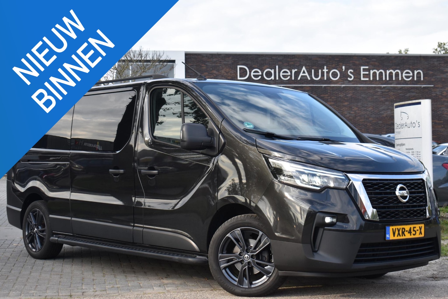 Nissan Primastar - 2.0 dCi 170pk D.C L2H1 N-Connecta - AutoWereld.nl