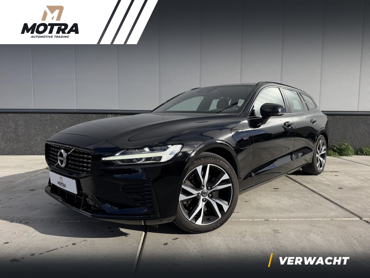 Volvo V60 - 2.0 T6 Recharge AWD R-Design Long Range | Trekhaak | Harman-Kardon | Camera - AutoWereld.nl