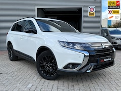 Mitsubishi Outlander - 2.0 Benzine 4WD AUTOMAAT, LEER, CAMERA, 7 persoons