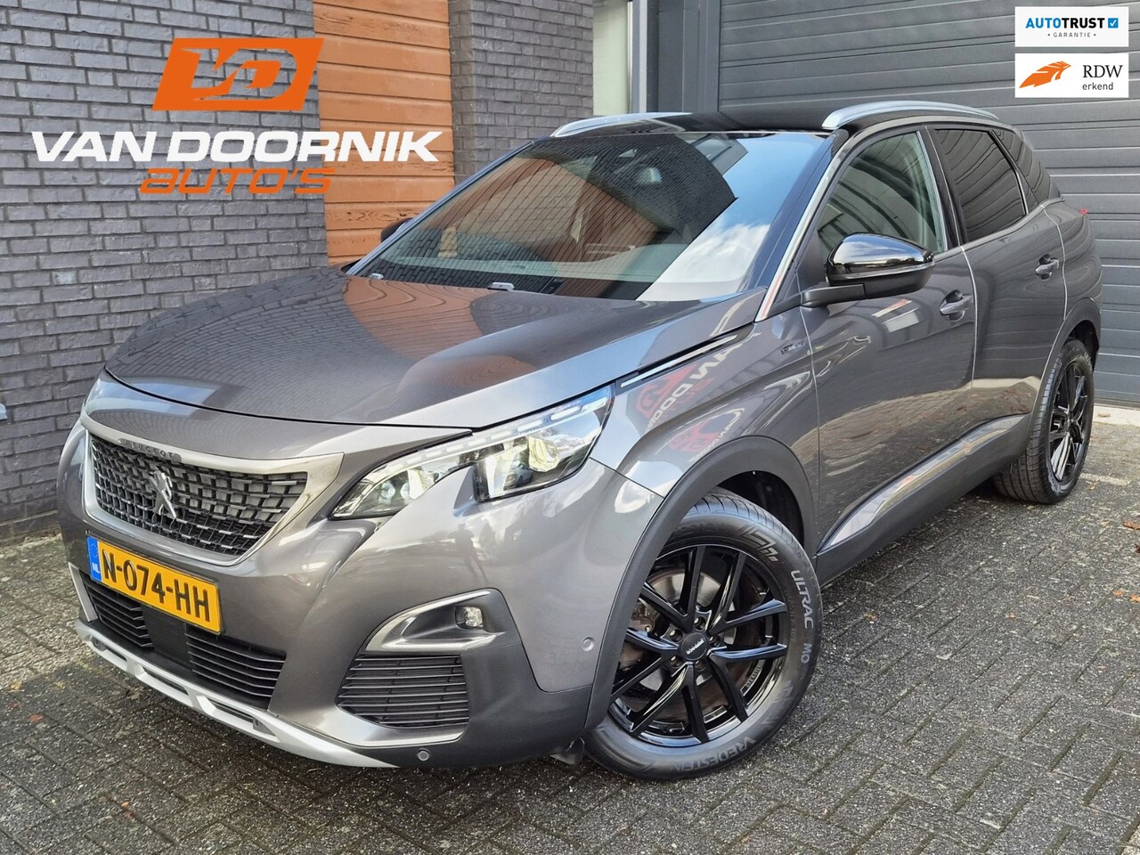 Peugeot 3008 - 1.6 e-THP GT Line 165PK Automaat/Carplay/Trekhaak/Cruise Control - AutoWereld.nl
