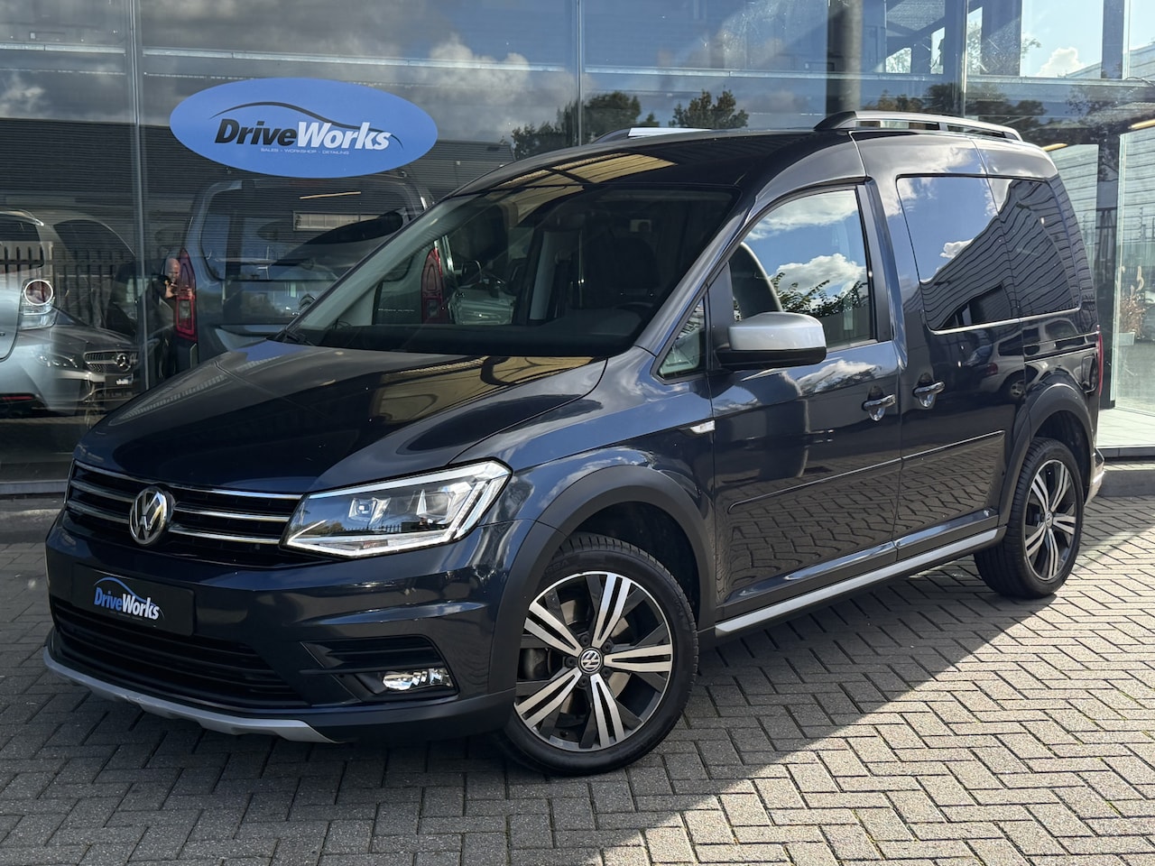 Volkswagen Caddy - 1.4 TSI Alltrack | Automaat | Adaptive CC | Interesse, Proefrit? Bel of app met: 06-24 28 - AutoWereld.nl
