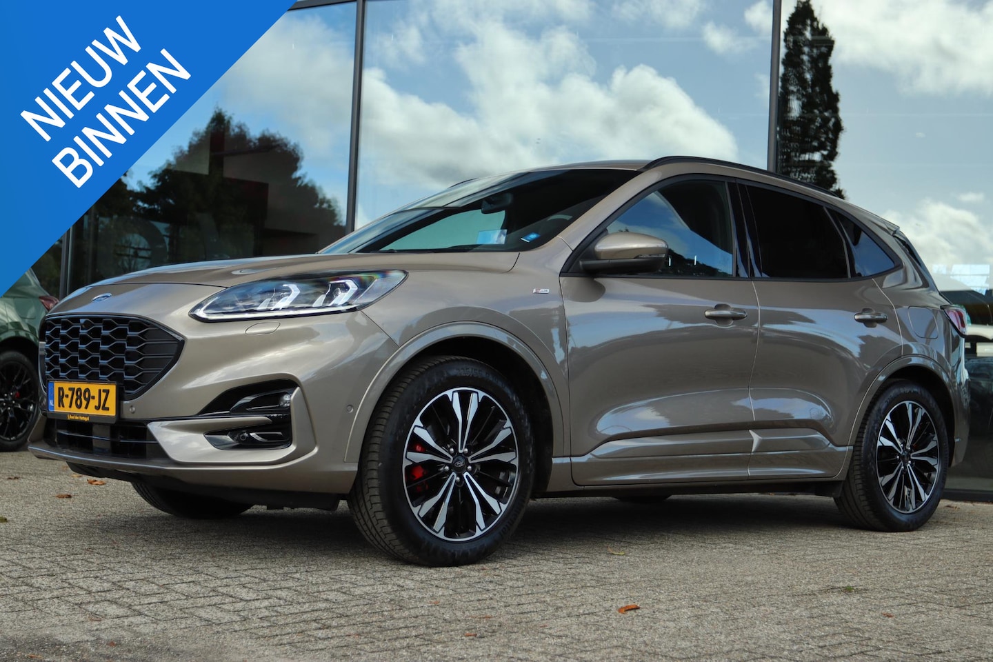 Ford Kuga - 1.5 ECOBOOST ST-LINE X | 1E EIG. | TREKHAAK 1800KG | CARPLAY | HUD | B&O | WINTERPACK | CA - AutoWereld.nl