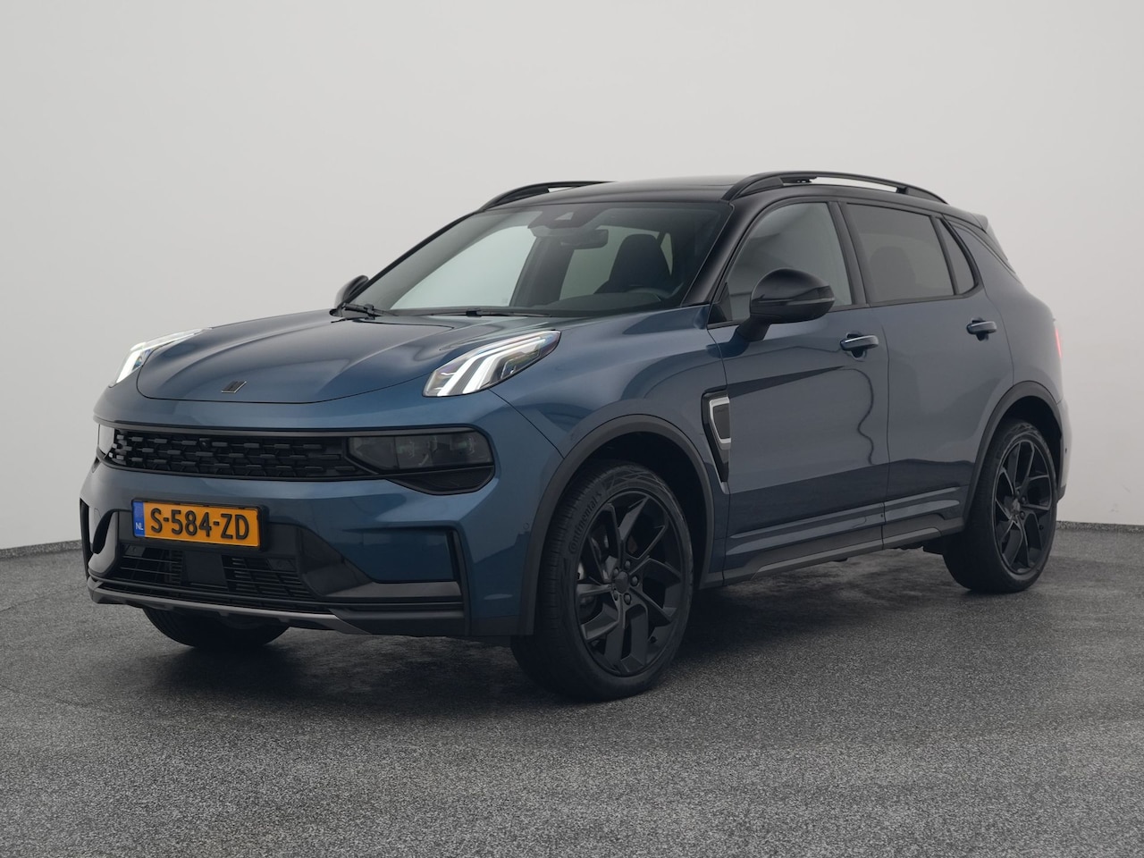 Lynk & Co 01 - 1.5 Plug-in Hybrid | 360° | BLACK | ZWARTE HEMEL | NLD AUTO - AutoWereld.nl