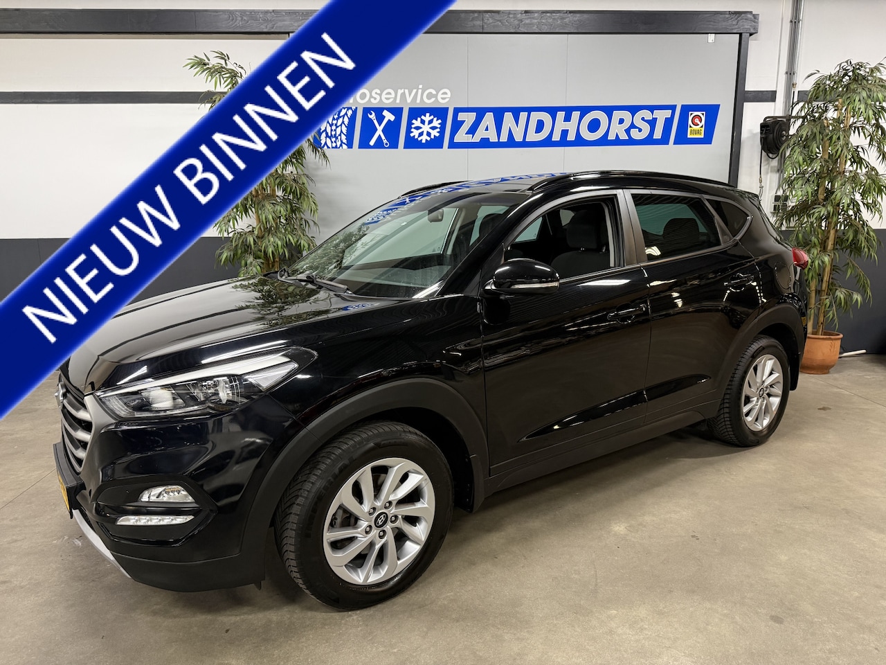 Hyundai Tucson - 1.6 T-GDi Comfort // 17 inch // Cruise // Navi - AutoWereld.nl