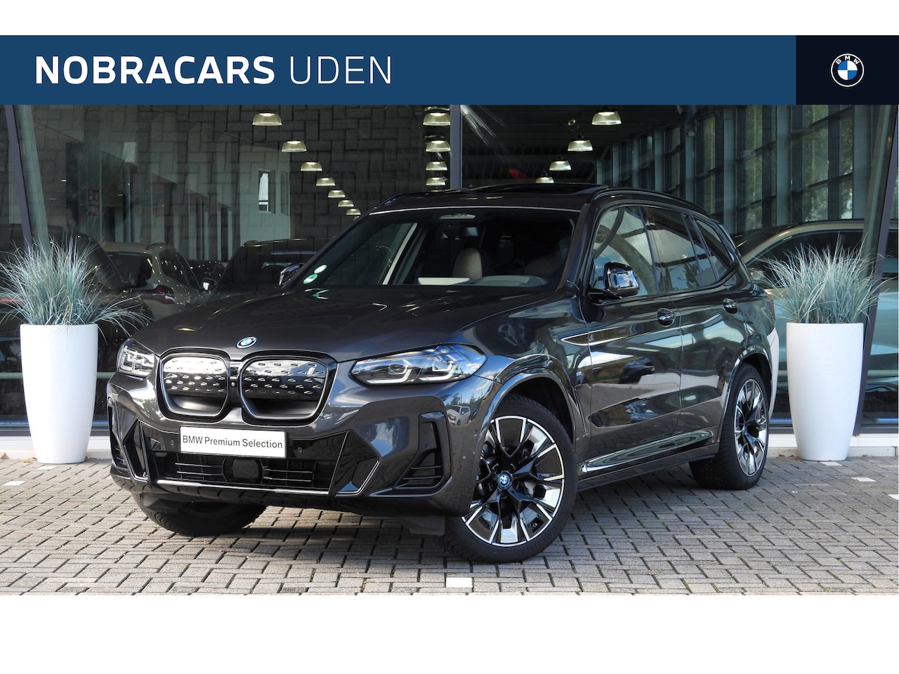 BMW iX3 - High Executive M Sport / Trekhaak / Sportstoelen / Comfort Access /  Harman Kardon / Head- - AutoWereld.nl