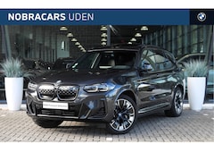 BMW iX3 - High Executive M Sport / Trekhaak / Sportstoelen / Comfort Access / Harman Kardon / Head-U