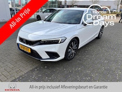 Honda Civic - 2.0 e:HEV Hybrid Elegance | Pdc | P.cam | Navi