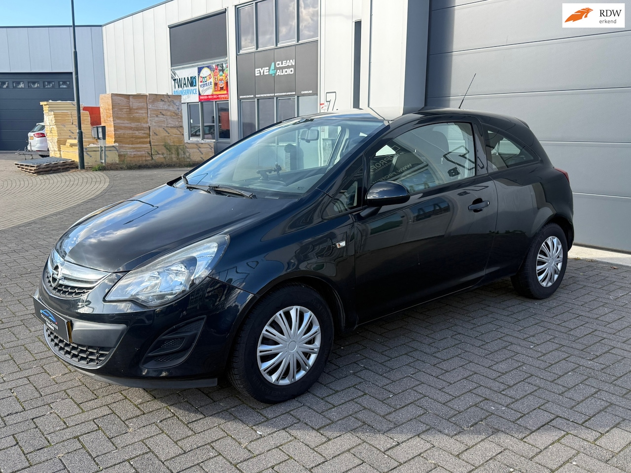 Opel Corsa - 1.2 AIRCO | ZUINIG | NIEUWE APK | - AutoWereld.nl