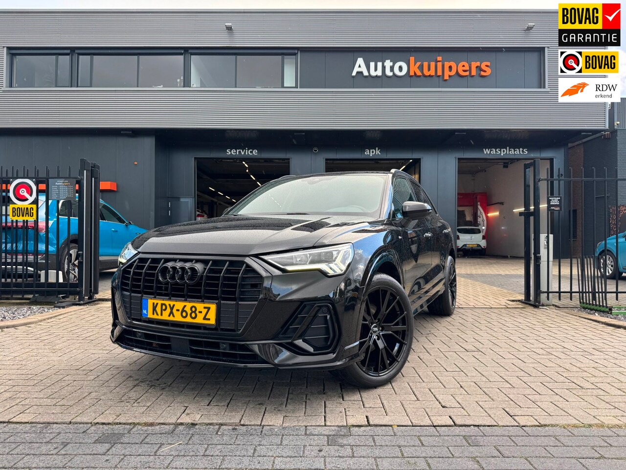 Audi Q3 - 35 TFSI S edition | Black on Black |Stoelverwarming | 20 inch | LED - AutoWereld.nl
