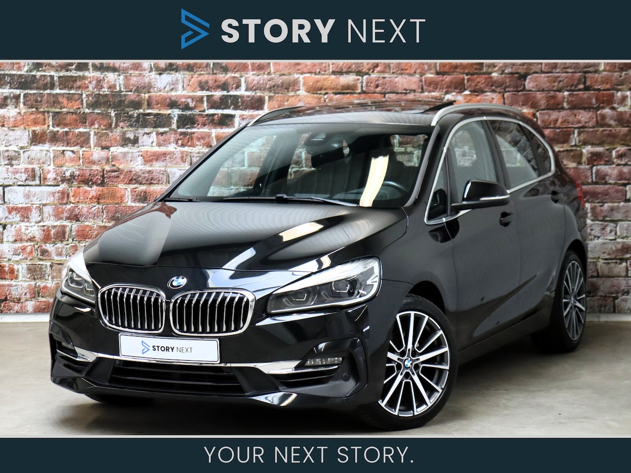 BMW 2-serie Active Tourer - 218i High Executive Luxury Line Automaat / Navigatiesysteem Plus / Trekhaak / Panoramadak - AutoWereld.nl