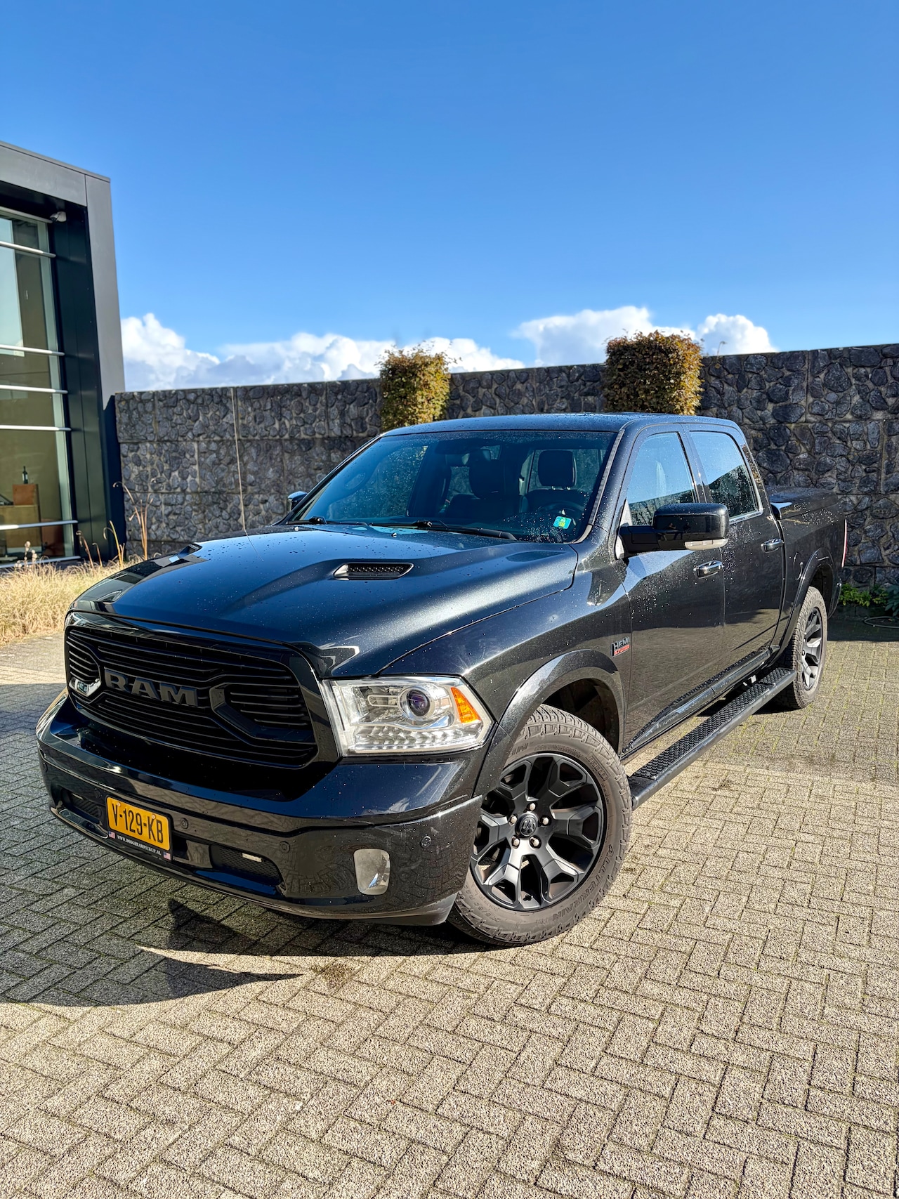 Dodge Ram 1500 - 5.7 V8 4x4 Crew Cab 5'7 Limited Volledige luchtvering. - AutoWereld.nl