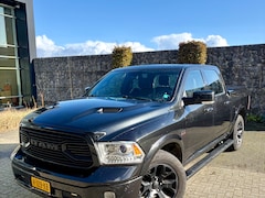 Dodge Ram 1500 - 5.7 V8 4x4 Crew Cab 5'7 Limited Volledige luchtvering.