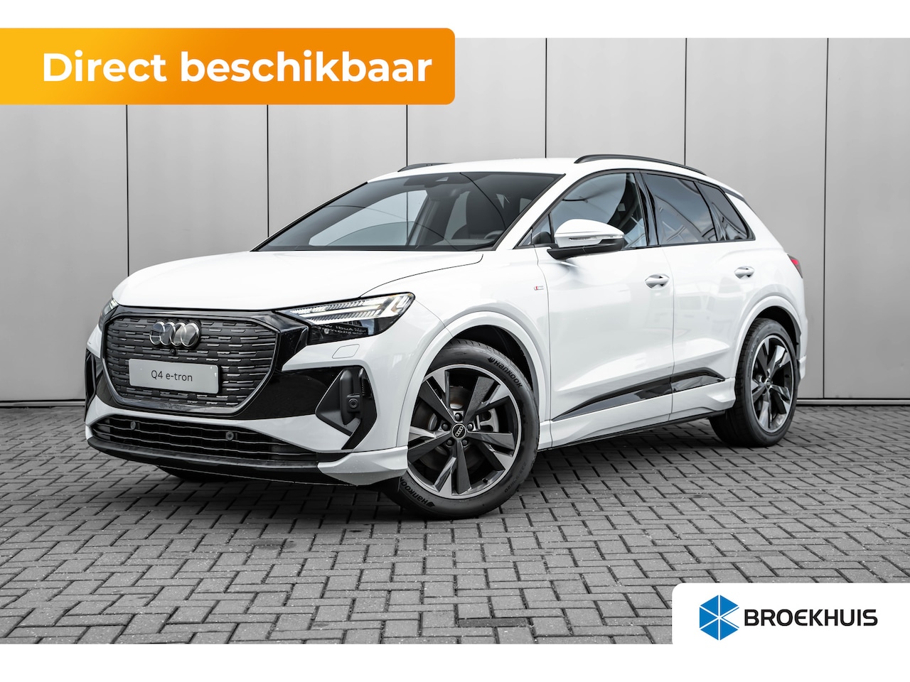 Audi Q4 e-tron - S edition Competition | Achterklep, automatisch bedienbaar | Achteruitrijcamera | Adaptive - AutoWereld.nl