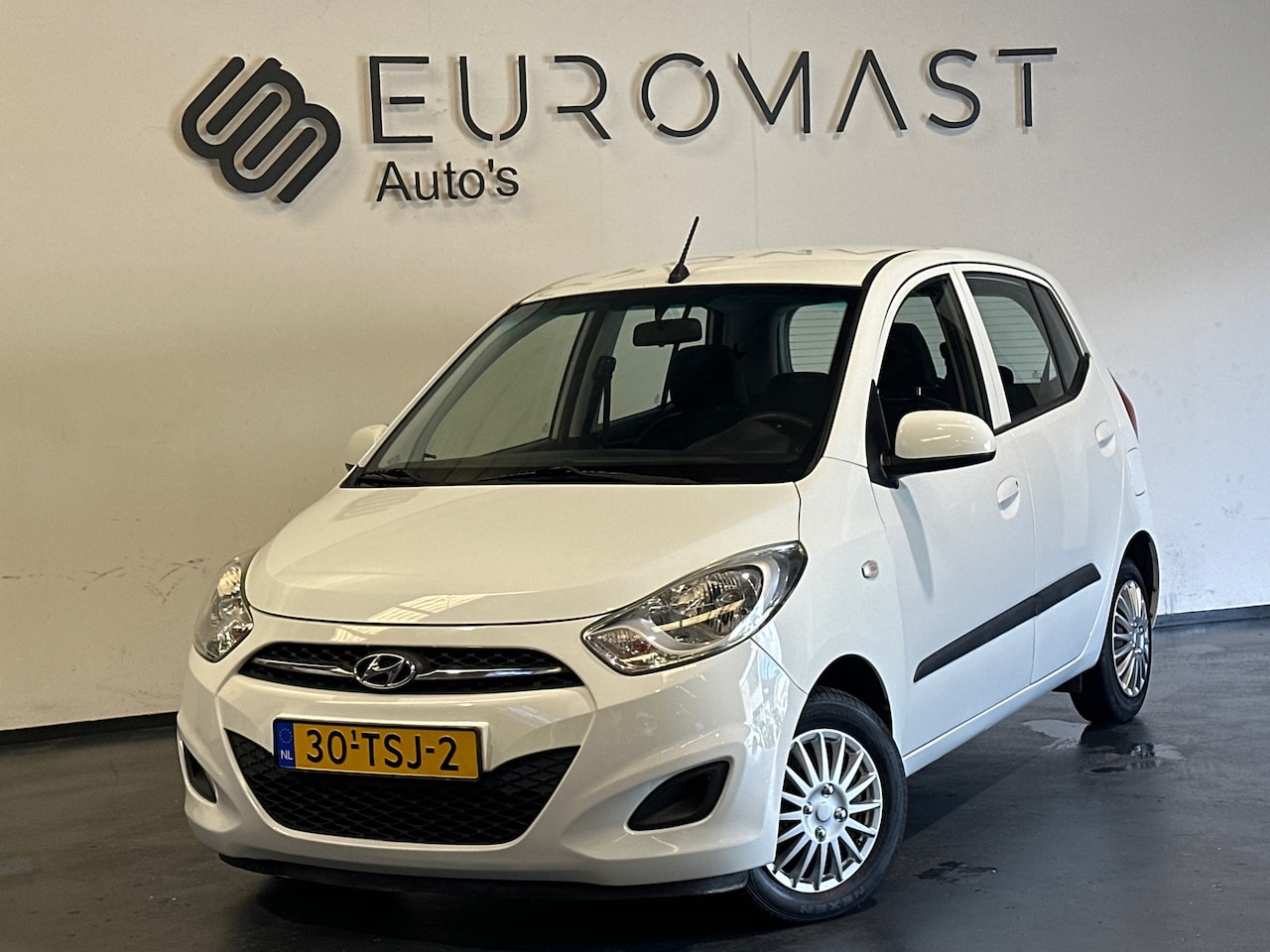 Hyundai i10 - 1.1 i-Drive Cool Airco 5d Nieuwe Apk Nette auto PDC - AutoWereld.nl