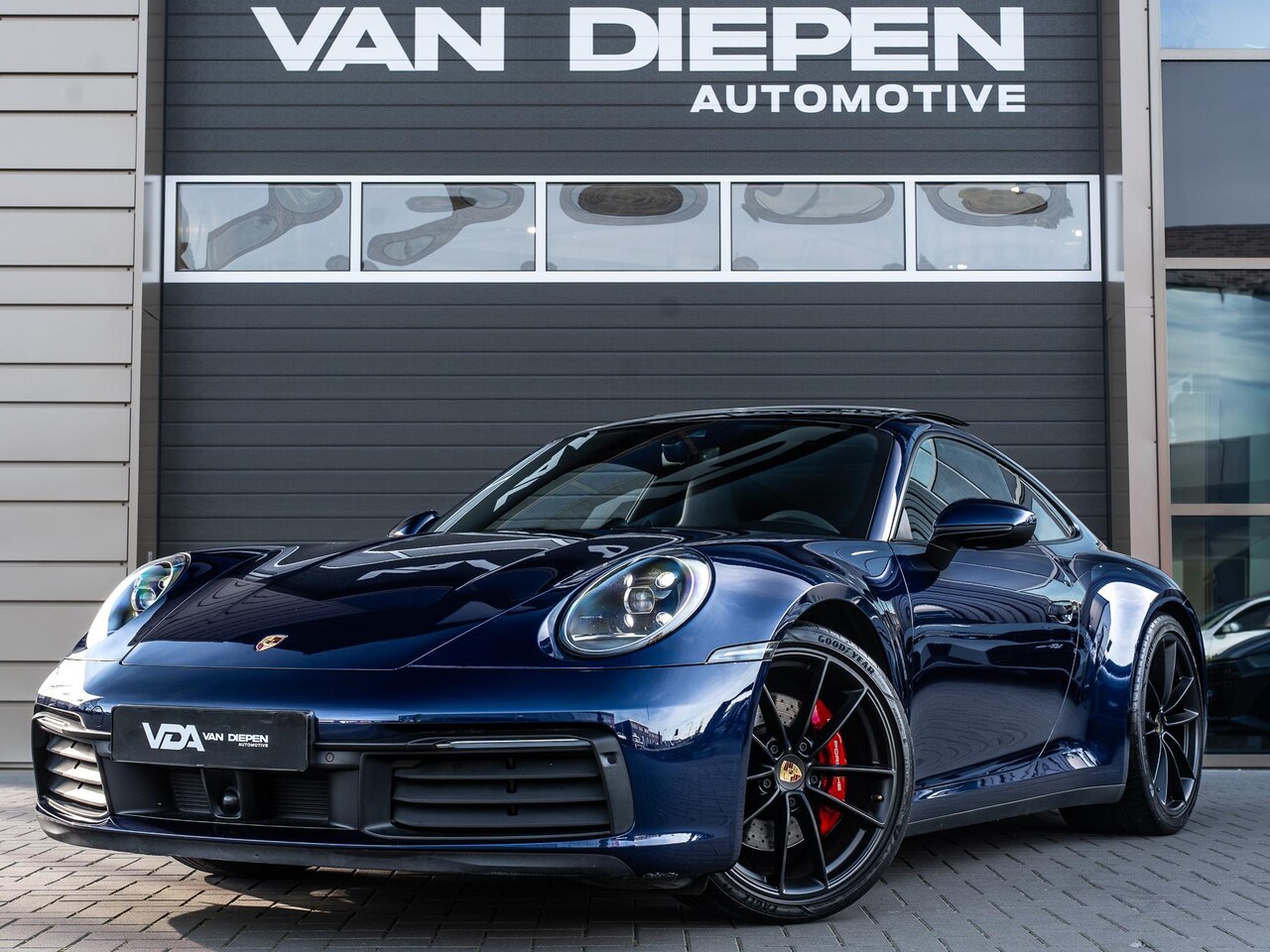 Porsche 911 - 992 3.0 Carrera S - Sport Chrono l BTW l Panorama - AutoWereld.nl