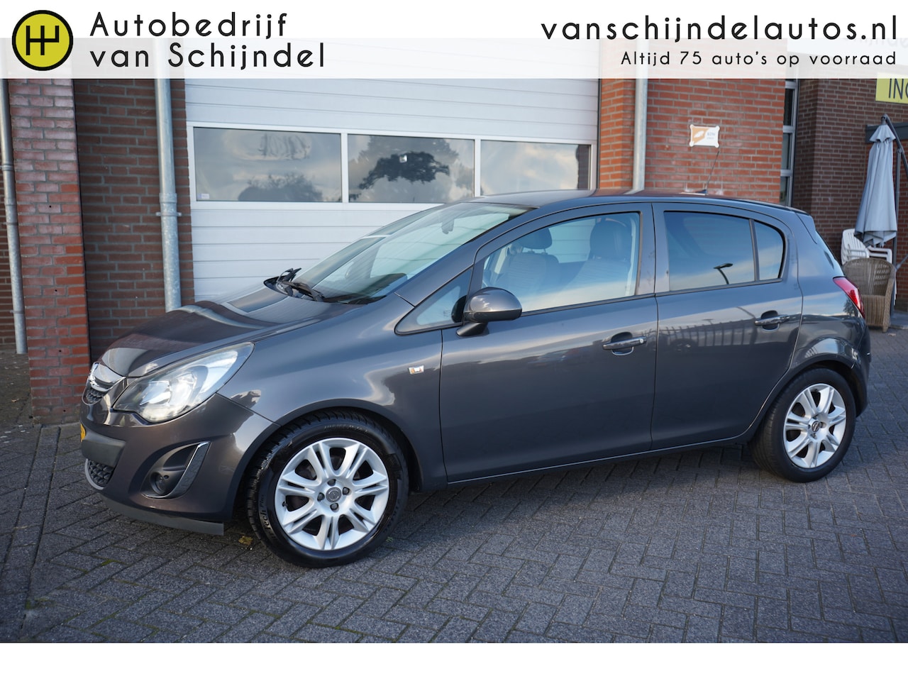 Opel Corsa - 1.2-16V BLITZ LUXE 5DRS ORIGINEEL NEDERLANDS NAVIGATIE AIRCO CRUISECONTROL 16INCH LMV BLUE - AutoWereld.nl