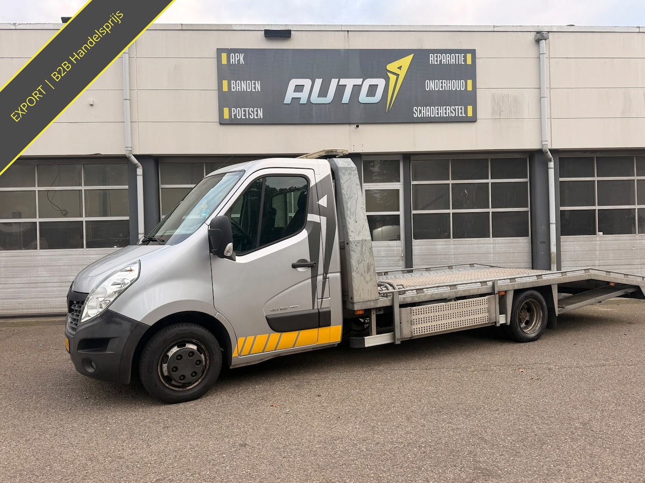 Renault Master - T35 2.3 dCi L4 DL Oprijwagen - AutoWereld.nl