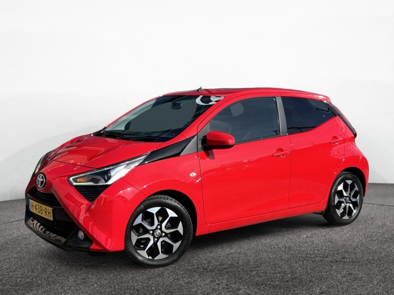 Toyota Aygo - 1.0 VVT-i x-joy 1.0 VVT-i x-joy - AutoWereld.nl
