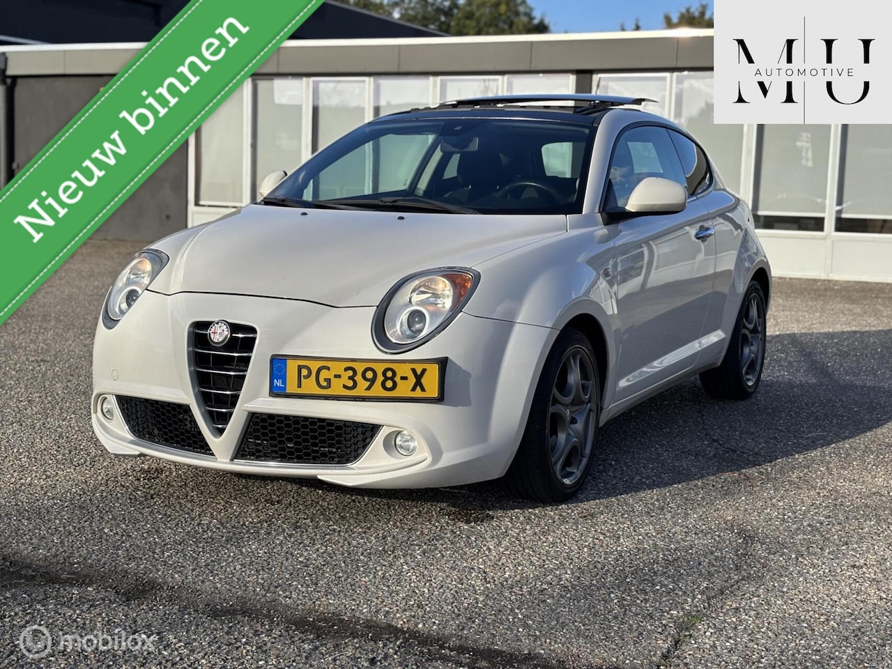 Alfa Romeo MiTo - 1.4 Progression PANO!! CARPLAY!! - AutoWereld.nl