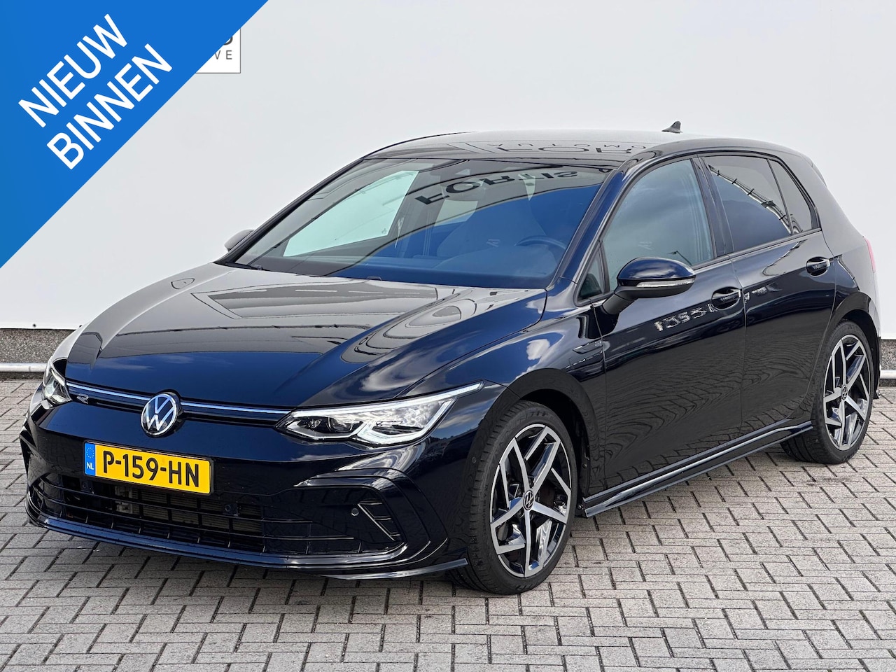 Volkswagen Golf - 1.5 TSI R-Line Business+ NL-AUTO | CARPLAY | CAMERA - AutoWereld.nl