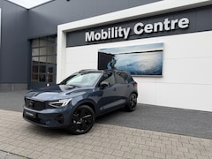 Volvo XC40 - B4 Plus Black Edition | Elektrisch bedienbare trekhaak | Harman & Kardon audio | 360-grade