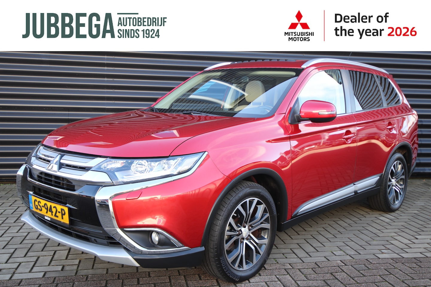 Mitsubishi Outlander - 2.0 Instyle 4WD Adaptive Cruise, Opendak, E.achterklep - AutoWereld.nl