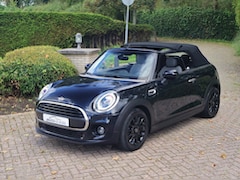 MINI Cabrio - 1.5 Cooper One Stoelverw/Sportstoelen/Bluetooth/Led
