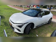 Kia EV6 - GT-Line 84 kWh | Panoramadak | Stuur- en stoelverwarming | Head-Up Display