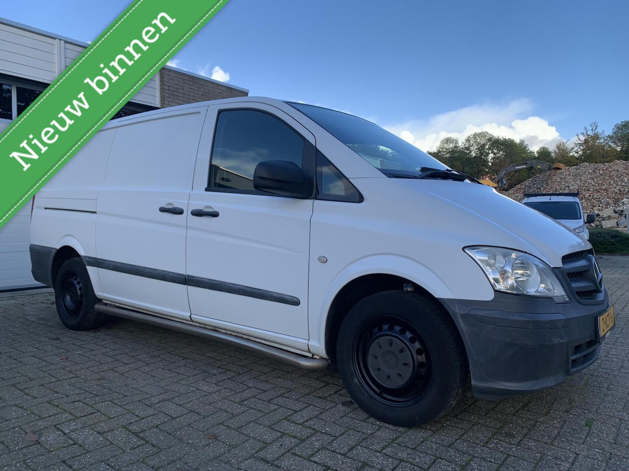 Mercedes-Benz Vito - Bestel 110 CDI 320 Lang 3P 130PK Airco CarPlay Trekhaak - AutoWereld.nl