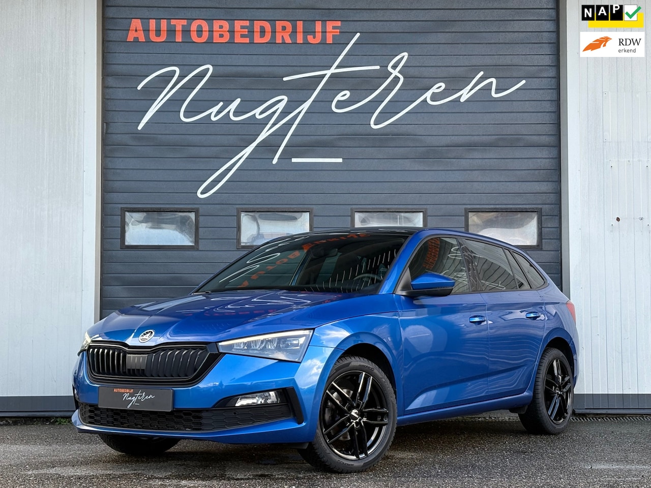 Skoda Scala - 1.0 TSI Sport Business|Panoramadak|Crystal LED|Trekhaak - AutoWereld.nl