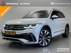 Volkswagen Tiguan - 1.4 TSI eHybrid R-Line Business+ | PHEV | Pano | Trekhaak | Dealer onderhouden | Rijklaarp