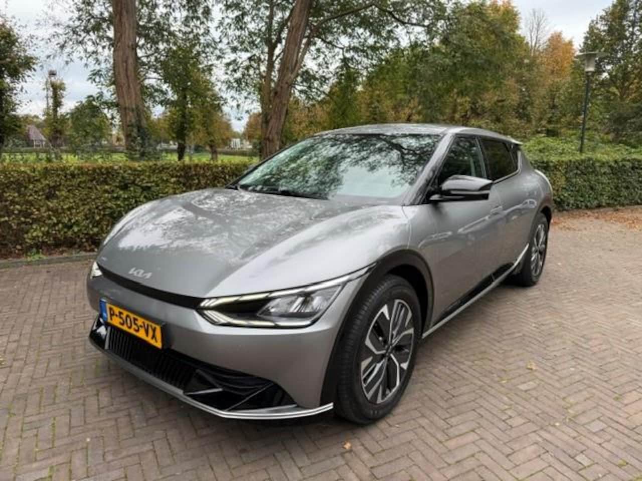 Kia EV6 - Plus 77.4 kWh SOH 100%/Acarplay/Leer/Camera/Fabrieksgarantie - AutoWereld.nl