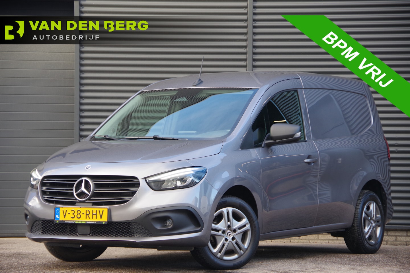 Mercedes-Benz Citan - 112 CDI L1 Pro 3-ZITS, CAMERA, NAVI, CRUISE, CLIMA, PARKEERSENSOREN - AutoWereld.nl