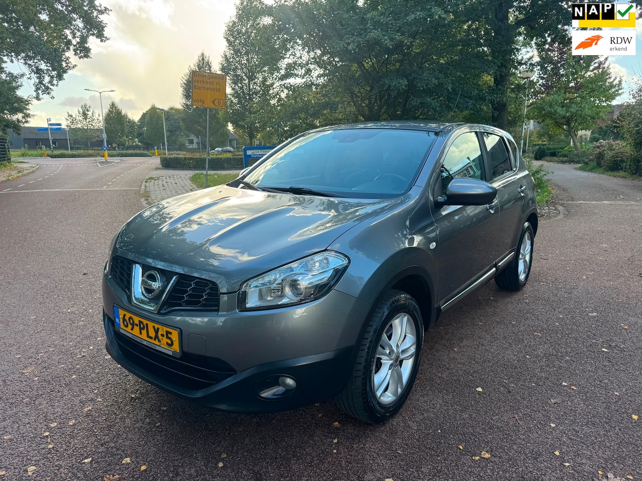 Nissan Qashqai - 2.0 Acenta|Aut|Cruise|Camera|Navi|Trekhaak| - AutoWereld.nl