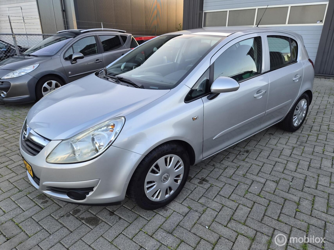 Opel Corsa - 1.4-16V Business AIRCO/CRUISE/APK 10/2027 - AutoWereld.nl