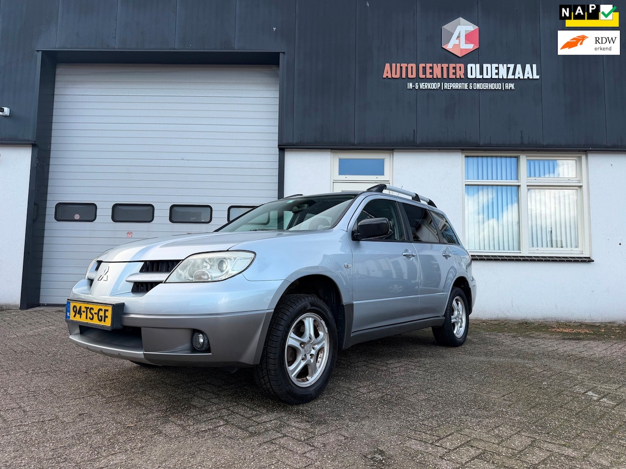 Mitsubishi Outlander Sport - 2.0 Invite+| Airco | Cruise Control | Trekhaak - AutoWereld.nl