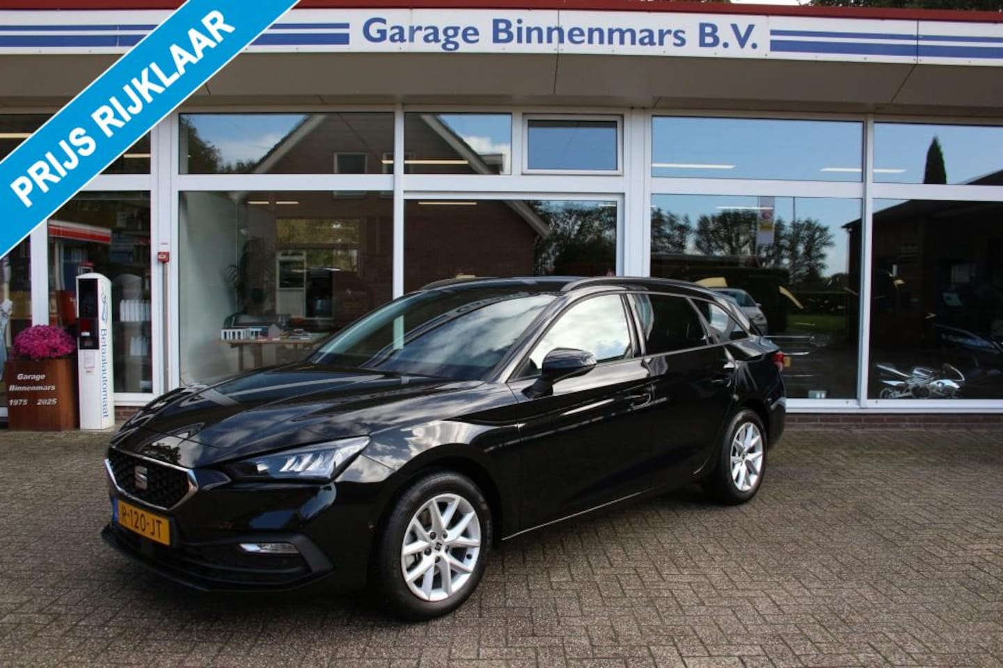 SEAT Leon Sportstourer - 1.0 TSI Style Bussess Intens Sportstourer, Carplay, Camera - AutoWereld.nl