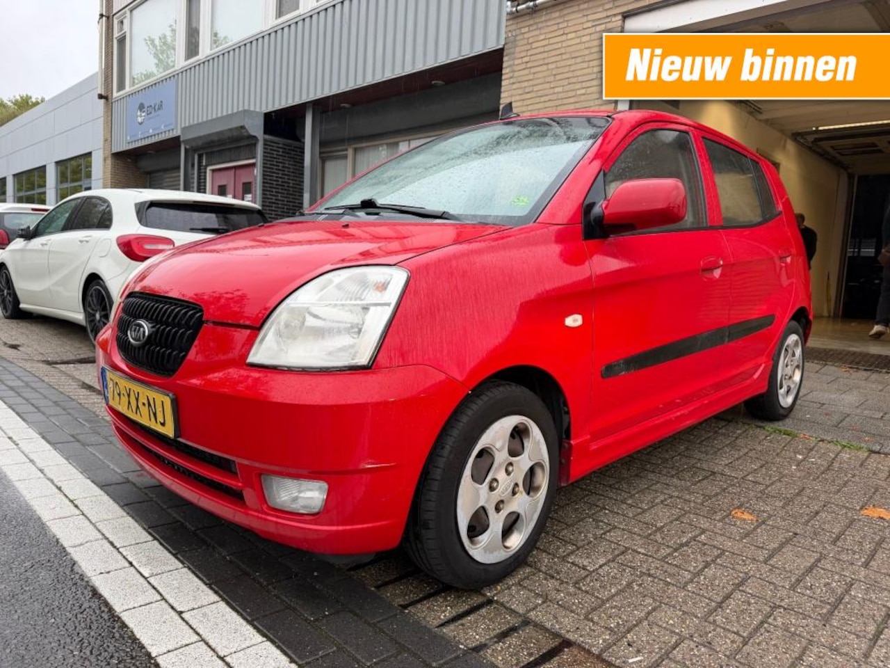 Kia Picanto - 1.0 D-light 5DRS AIRCO RIJDT GOED NAP APK 10-2027 - AutoWereld.nl