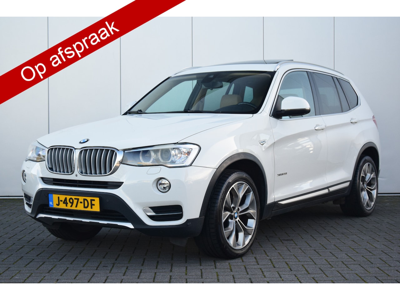 BMW X3 - xDrive28i Centennial High Executive Leer/Verwarmd/Voor/Achter Navi/Camera Pano/Dak Trekhaa - AutoWereld.nl