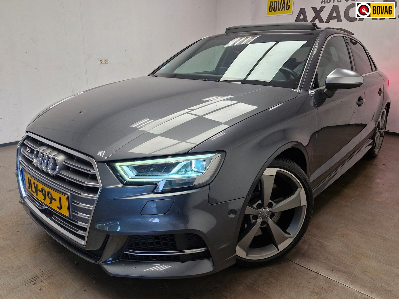 Audi A3 Limousine - Audi A3 Limousine 2.0 TFSI S3 Quattro 300 PK / PANO / VIRTUAL / RS SEATS / ACC / B&O / KEY - AutoWereld.nl
