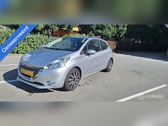 Peugeot 208 - 1.2 PureTech Active