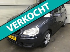 Volkswagen Polo - 1.4-16V Optive - Automaat - Airco